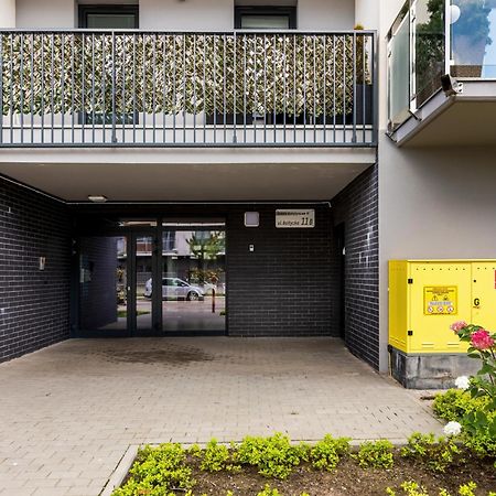 Color Apartments Apartament Black & White Kolobrzeg Dış mekan fotoğraf