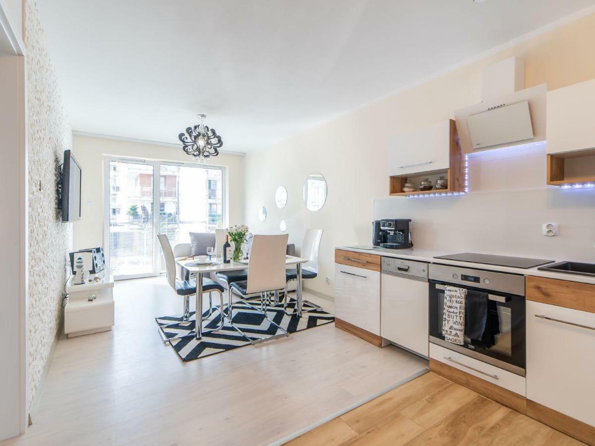 Color Apartments Apartament Black & White Kolobrzeg Dış mekan fotoğraf