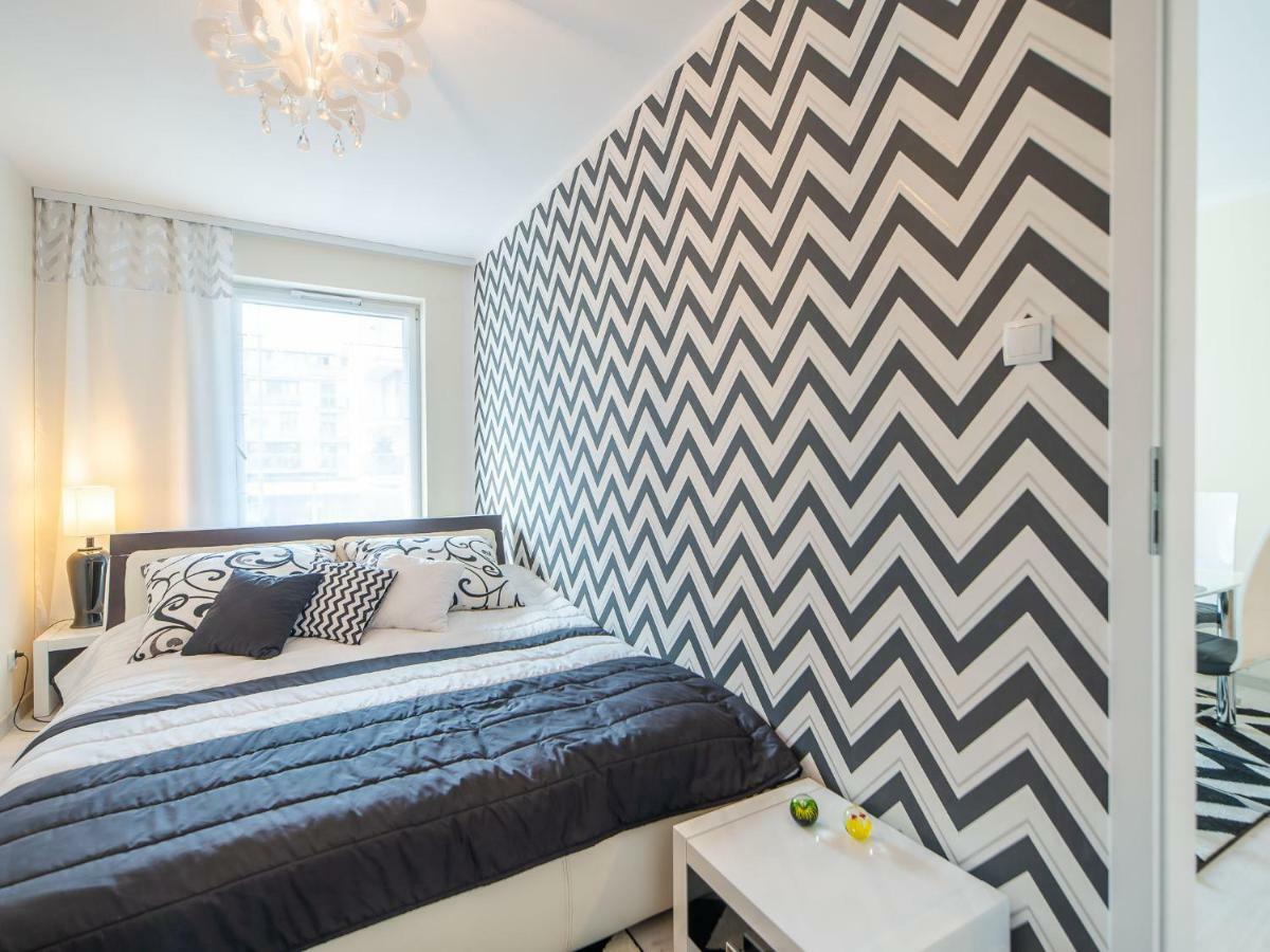 Color Apartments Apartament Black & White Kolobrzeg Dış mekan fotoğraf