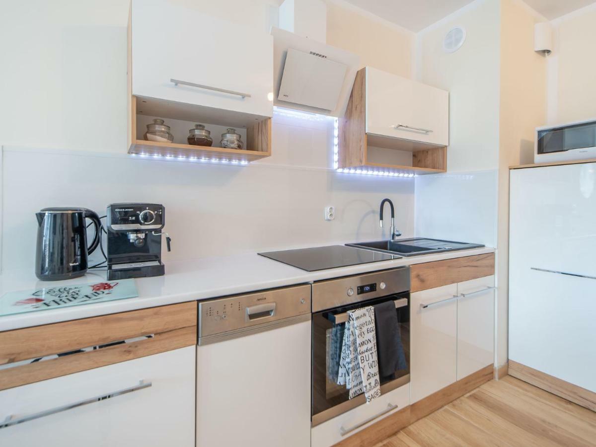 Color Apartments Apartament Black & White Kolobrzeg Dış mekan fotoğraf